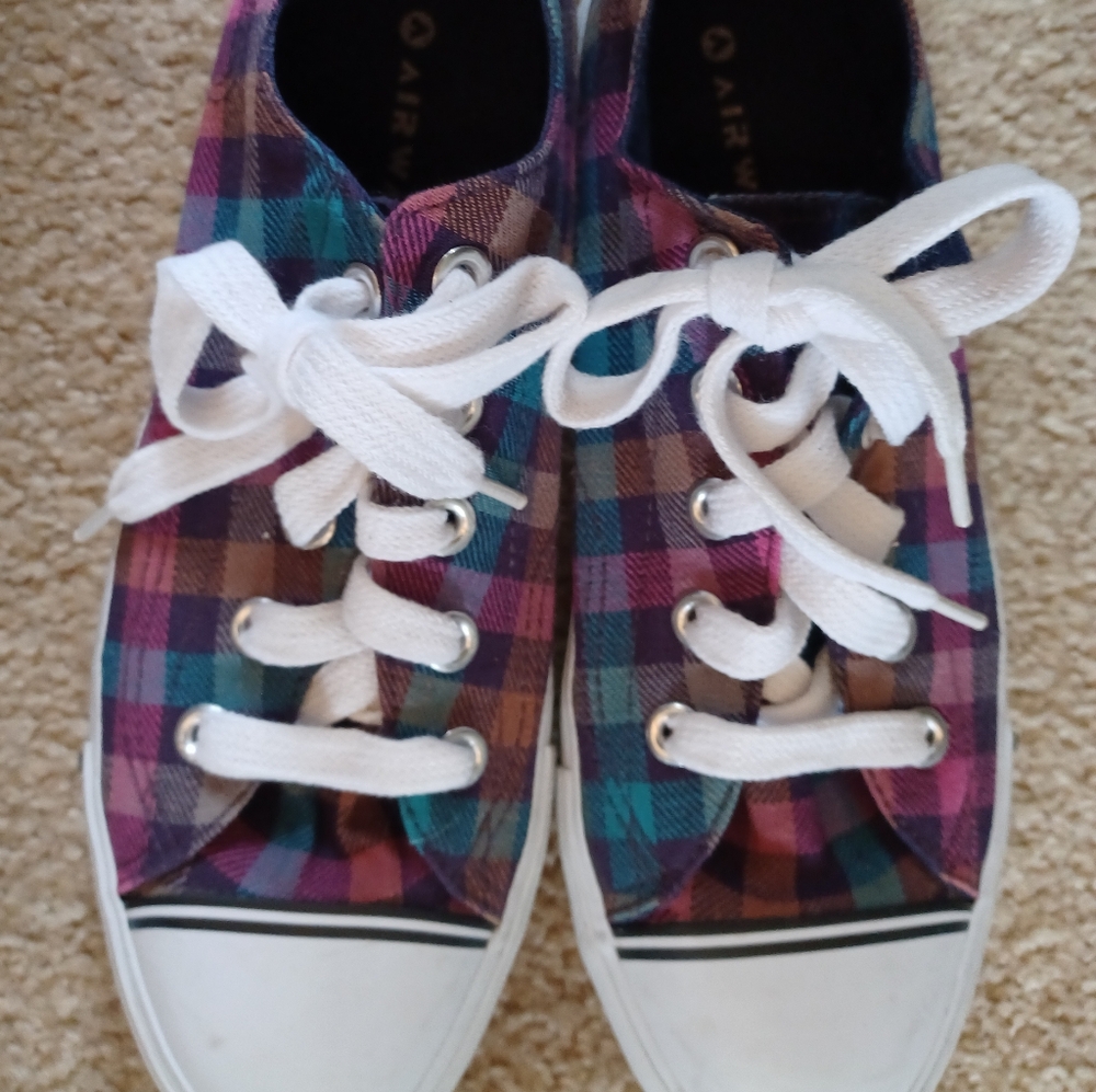 Women's Airwalk Plaid Sneakers Size 7.5, Multi-color